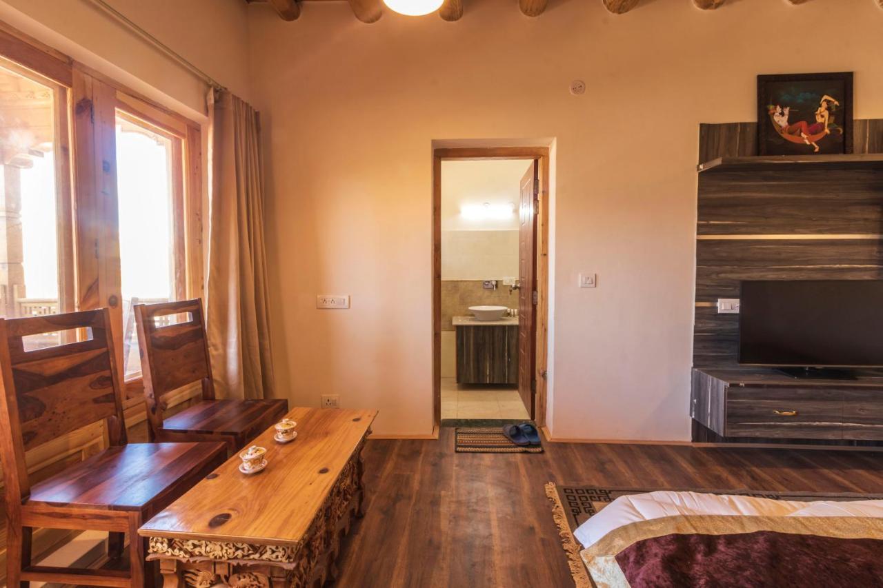 Sindhu Residency Hotel She Kültér fotó